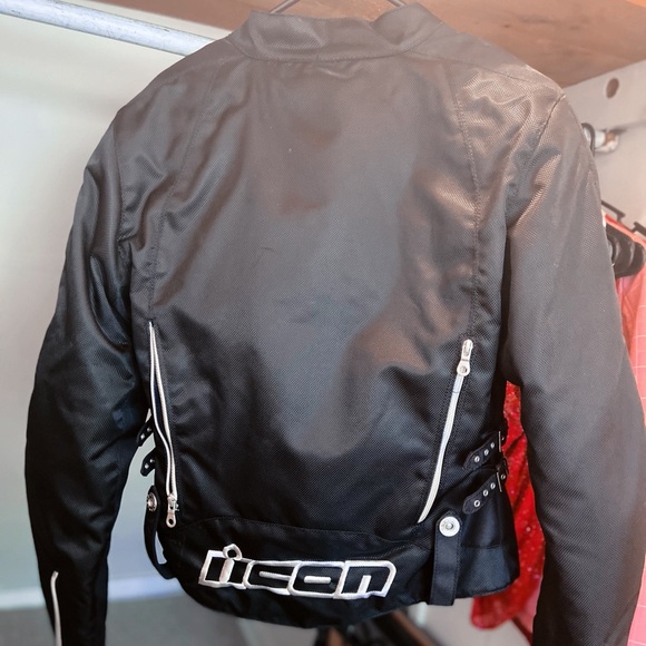 Motorcycle Jacket - Picture 3 of 6